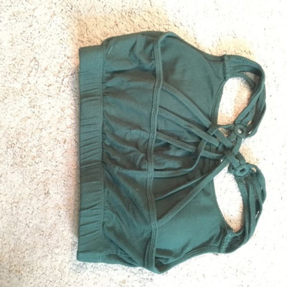 Women’s sports bra